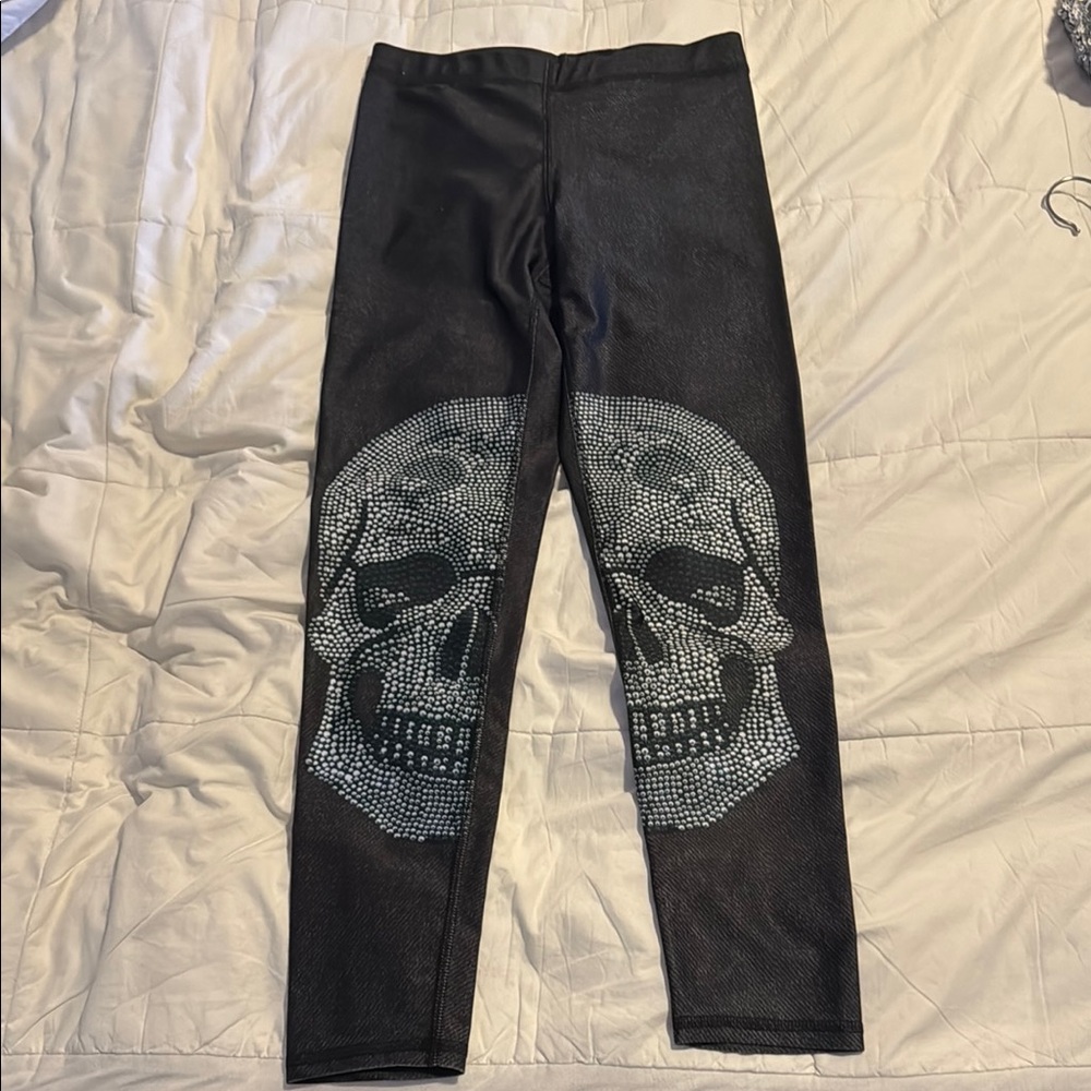 Black Leggings with Skull Design
